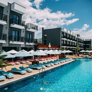 4* Hotell Nuevo Deluxe